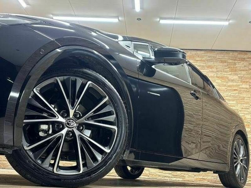 PRIUS-18