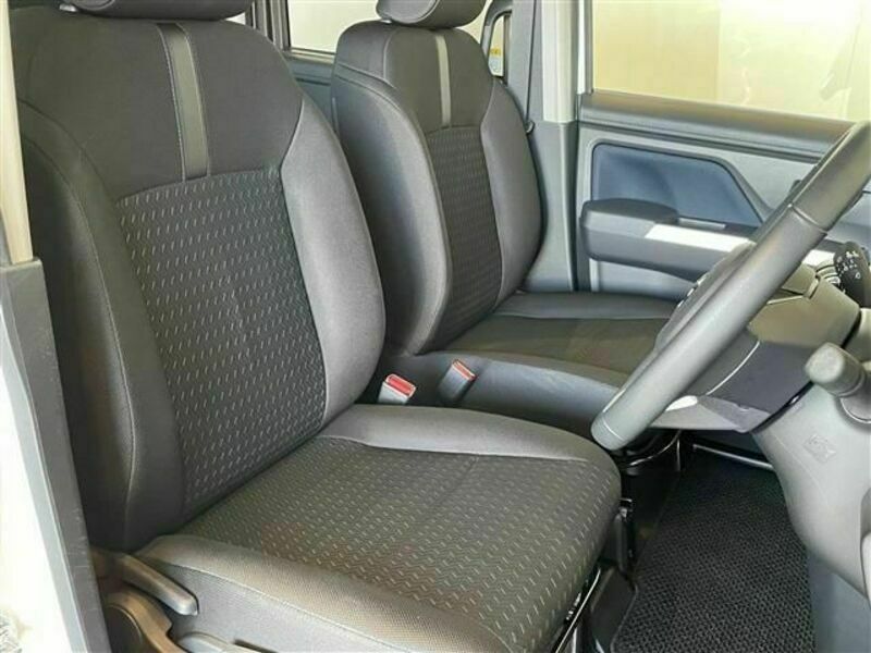 ROOMY-23