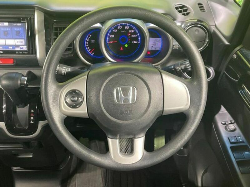 N BOX CUSTOM-10