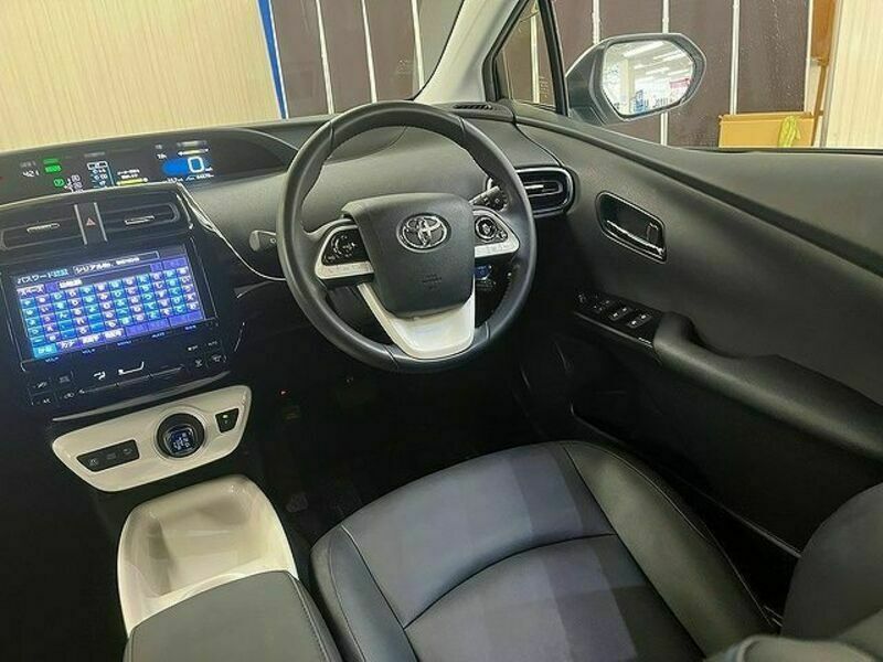 PRIUS-3