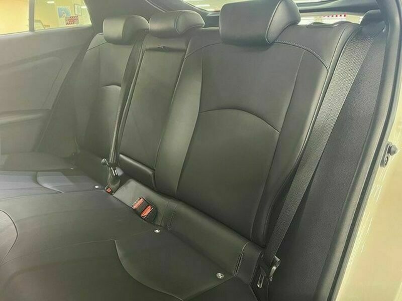 PRIUS-12