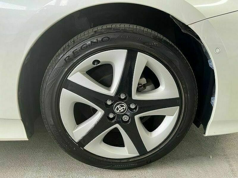 PRIUS-26