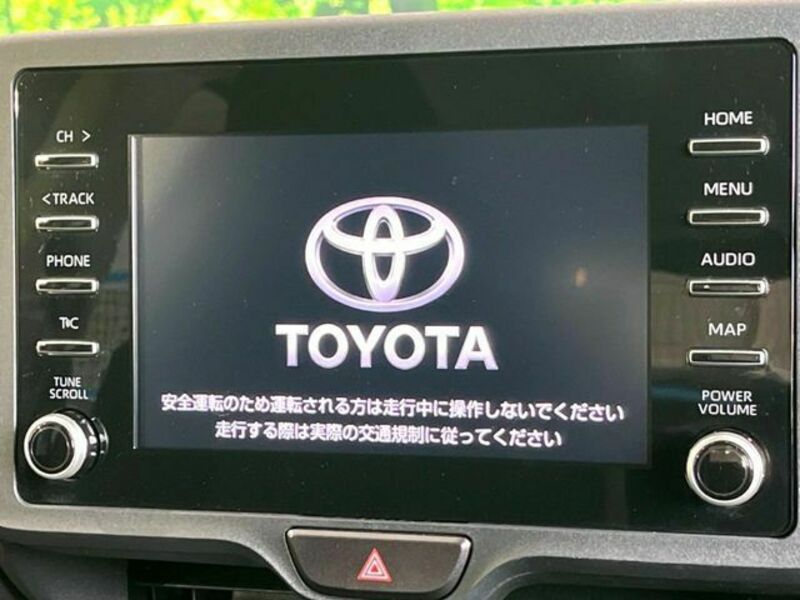 YARIS CROSS