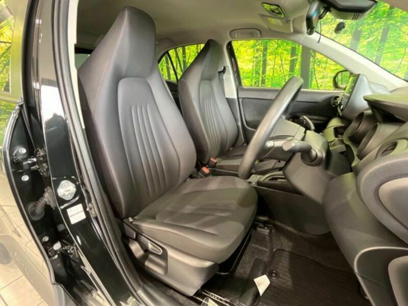 YARIS CROSS