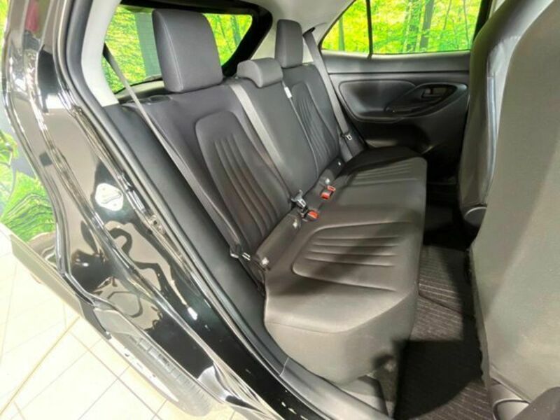 YARIS CROSS