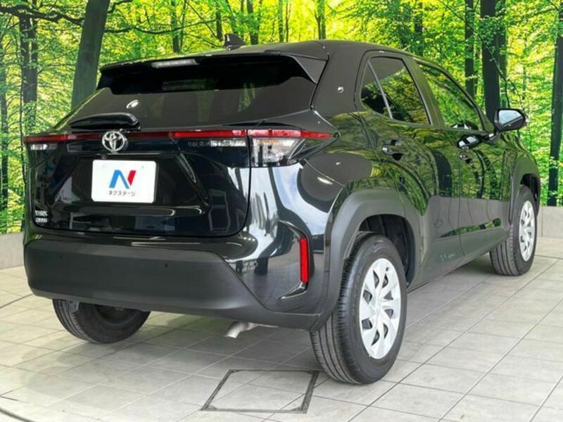 YARIS CROSS