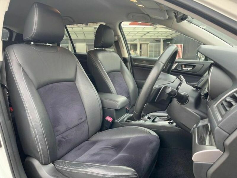 LEGACY OUTBACK-8