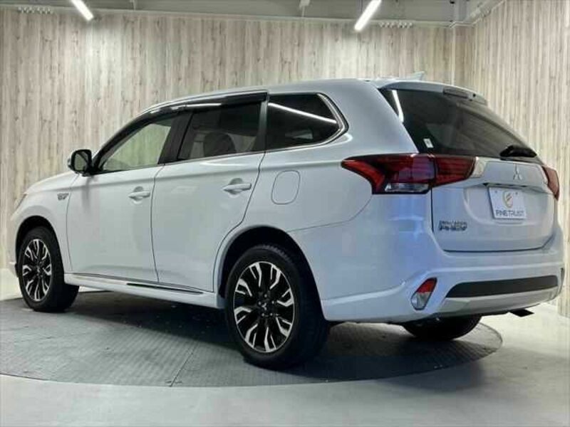 OUTLANDER PHEV