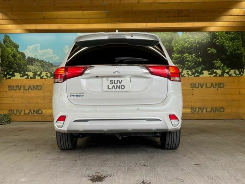 OUTLANDER PHEV