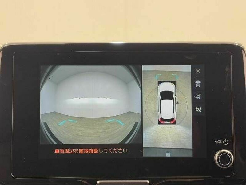 YARIS CROSS-3