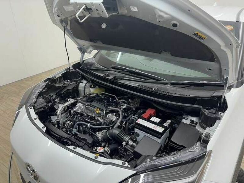 YARIS CROSS-17