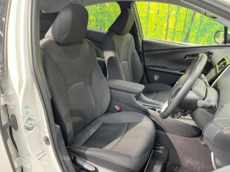 PRIUS-7
