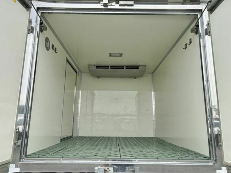 CARRY TRUCK-3