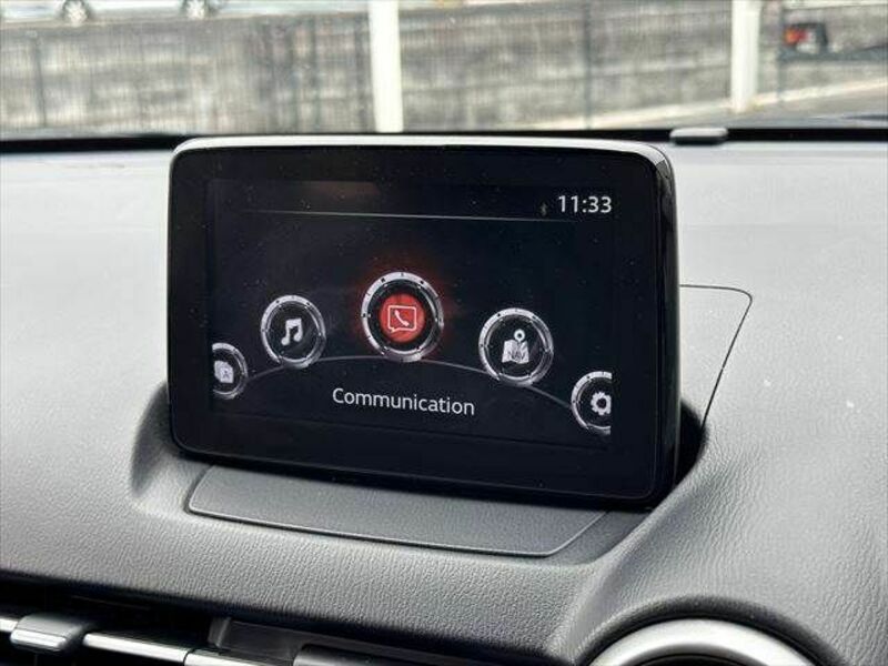 MAZDA2