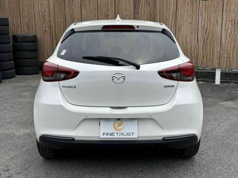 MAZDA2