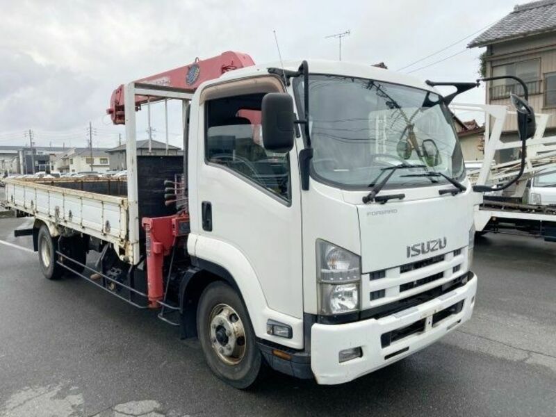 ISUZU FORWARD