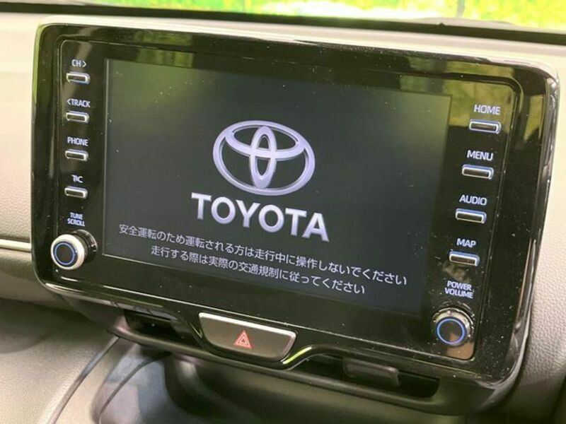 YARIS CROSS