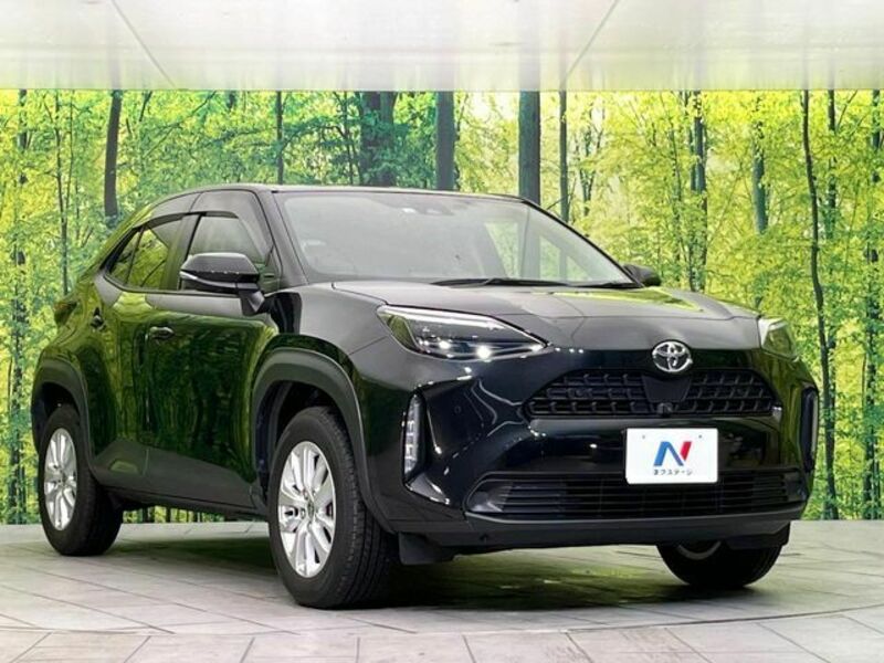 YARIS CROSS
