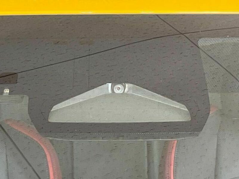 PRIUS-4
