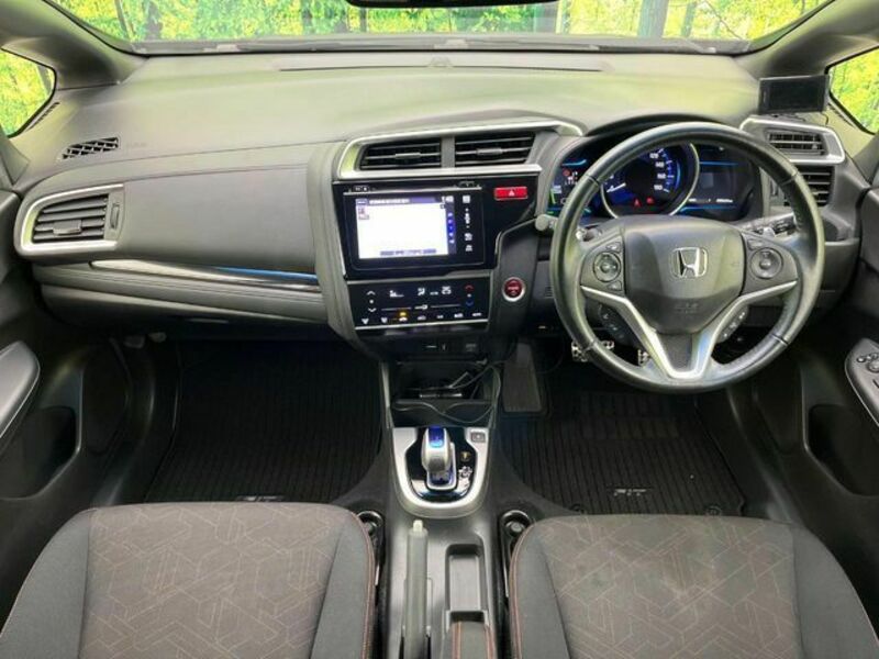 FIT HYBRID