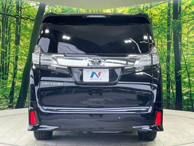 VELLFIRE-15