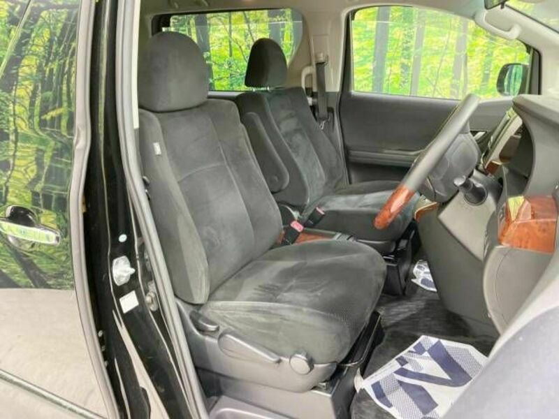 VELLFIRE-8
