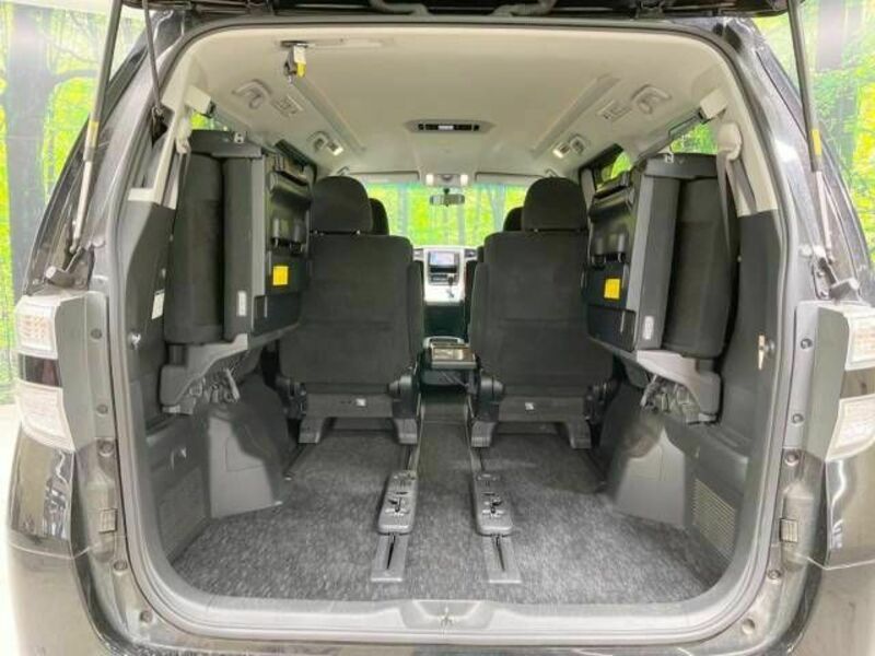 VELLFIRE-11