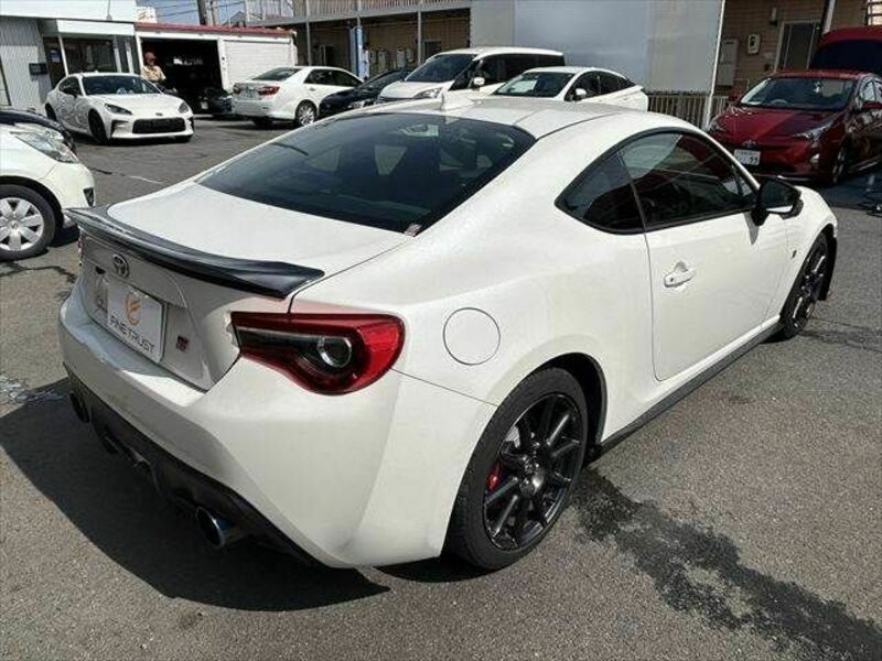 86