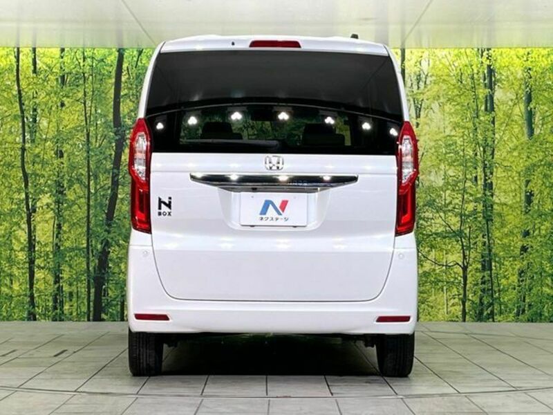 N BOX