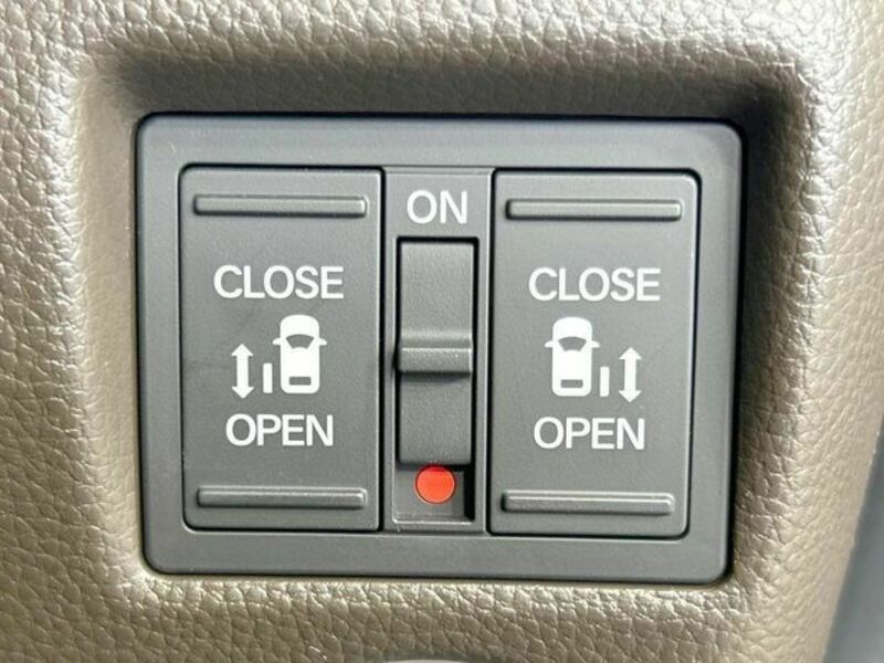 N BOX