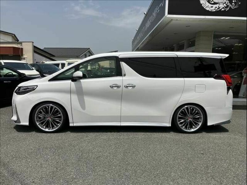 VELLFIRE-7