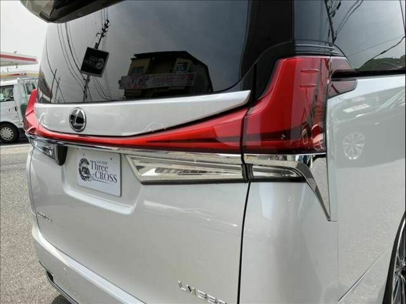 VELLFIRE-10