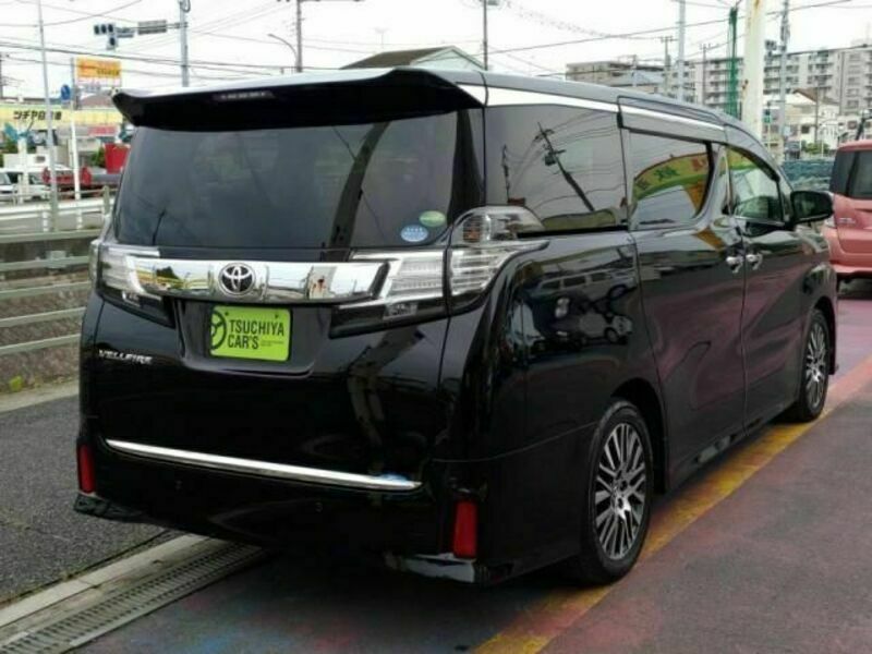 VELLFIRE-1
