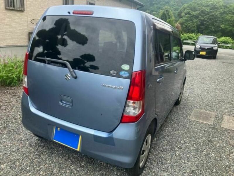 WAGON R