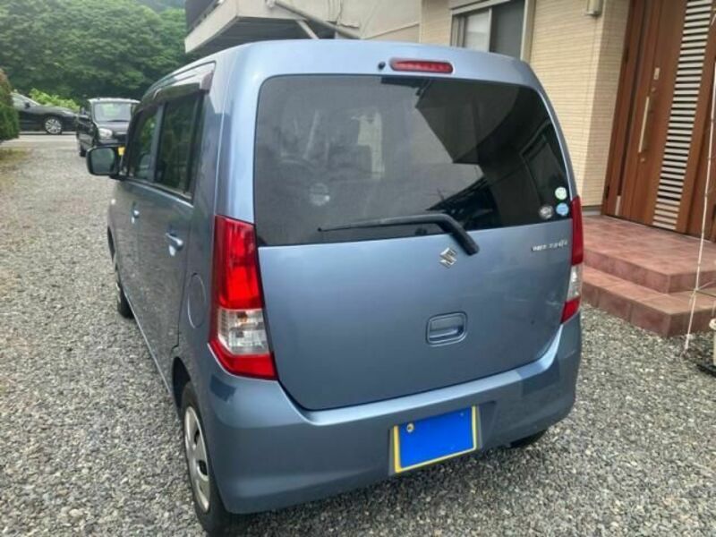 WAGON R