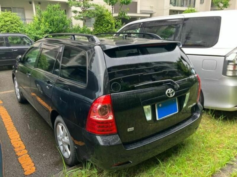 COROLLA FIELDER