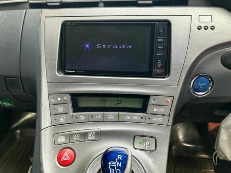 PRIUS-14