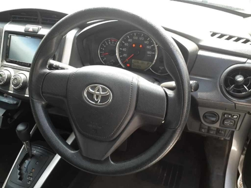 COROLLA FIELDER