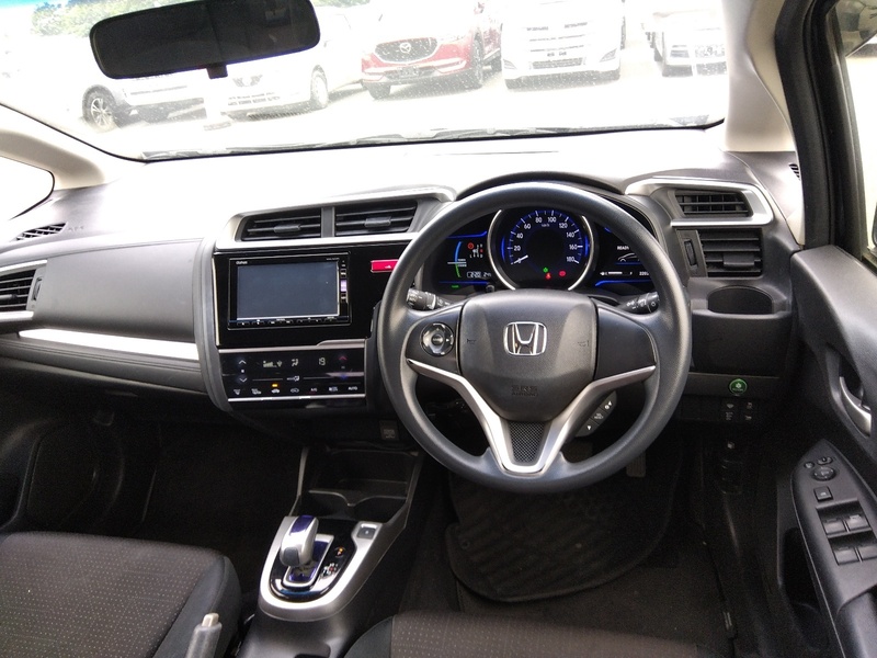 FIT HYBRID