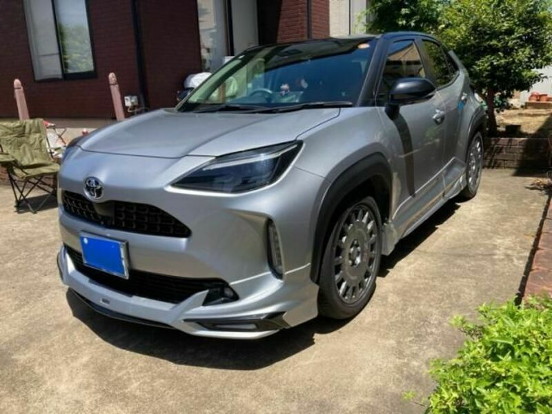 YARIS CROSS-0