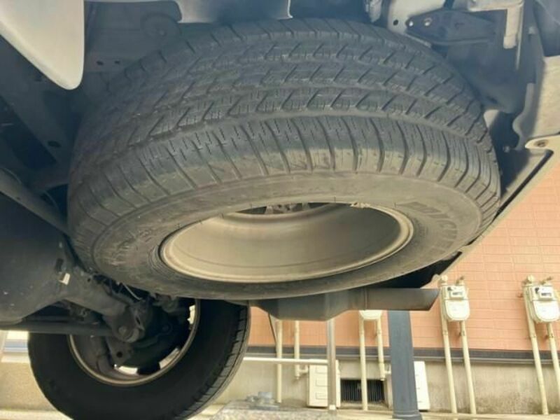 LAND CRUISER PRADO-9