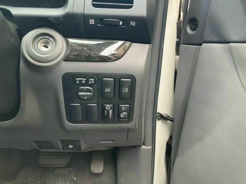 LAND CRUISER PRADO-19