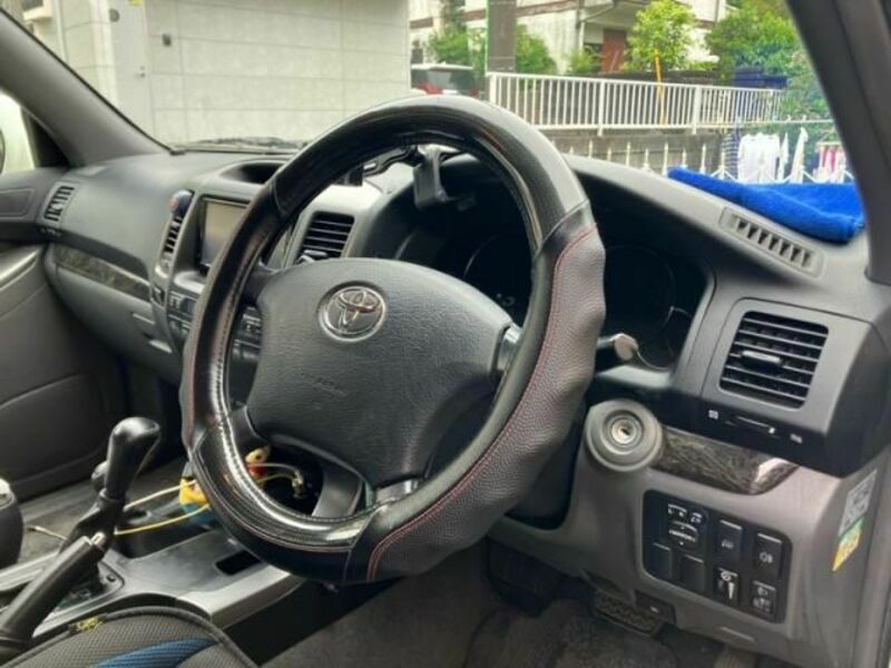 LAND CRUISER PRADO-21