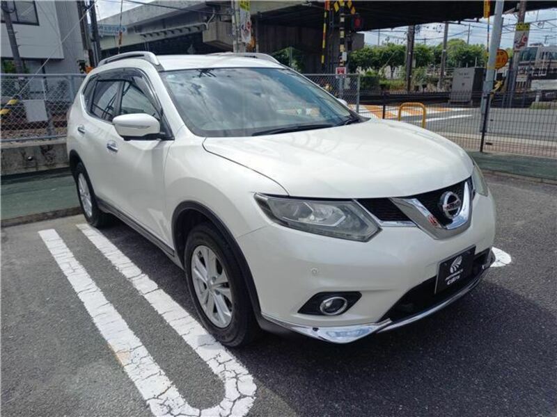 X-TRAIL