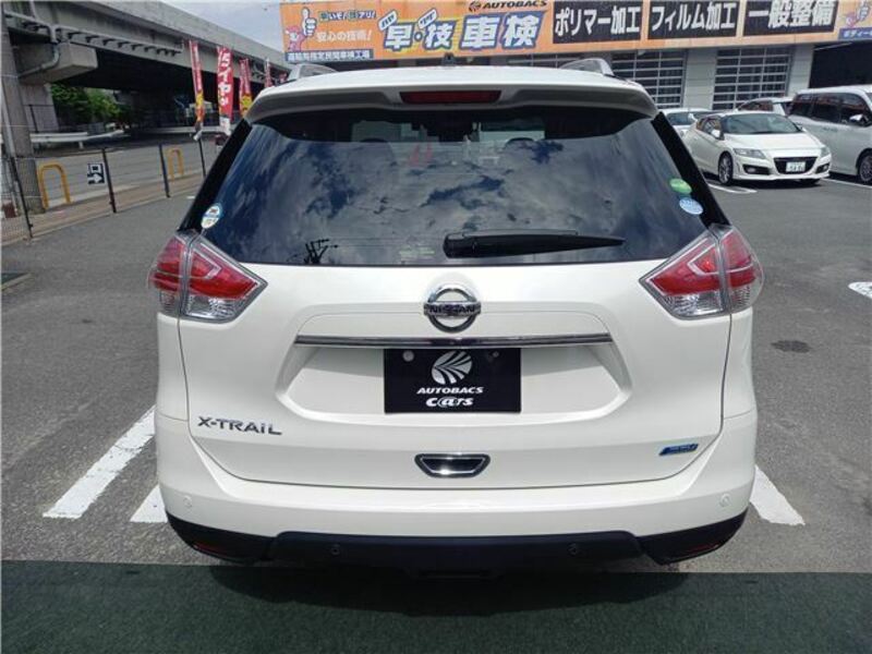 X-TRAIL