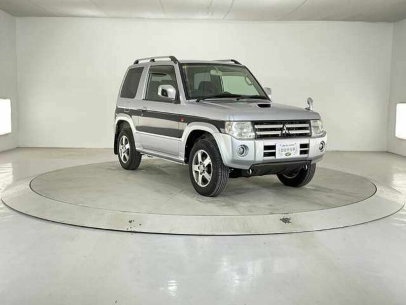 PAJERO MINI