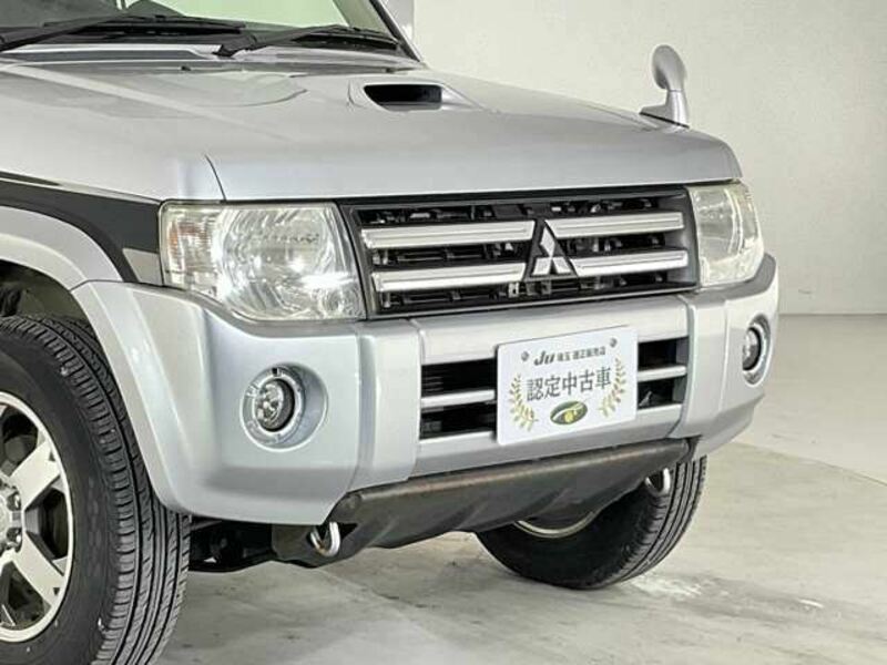 PAJERO MINI