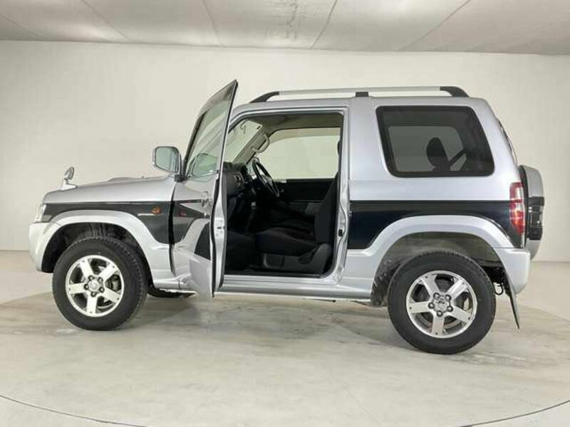 PAJERO MINI