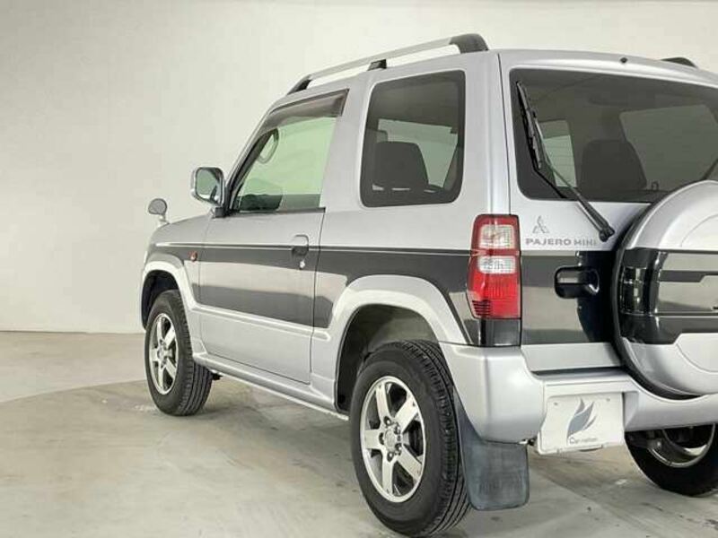 PAJERO MINI