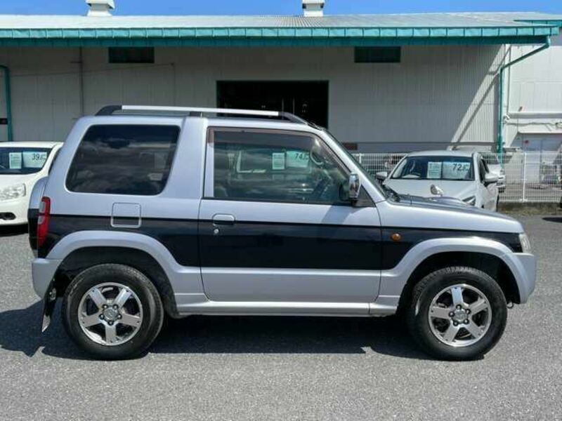 PAJERO MINI